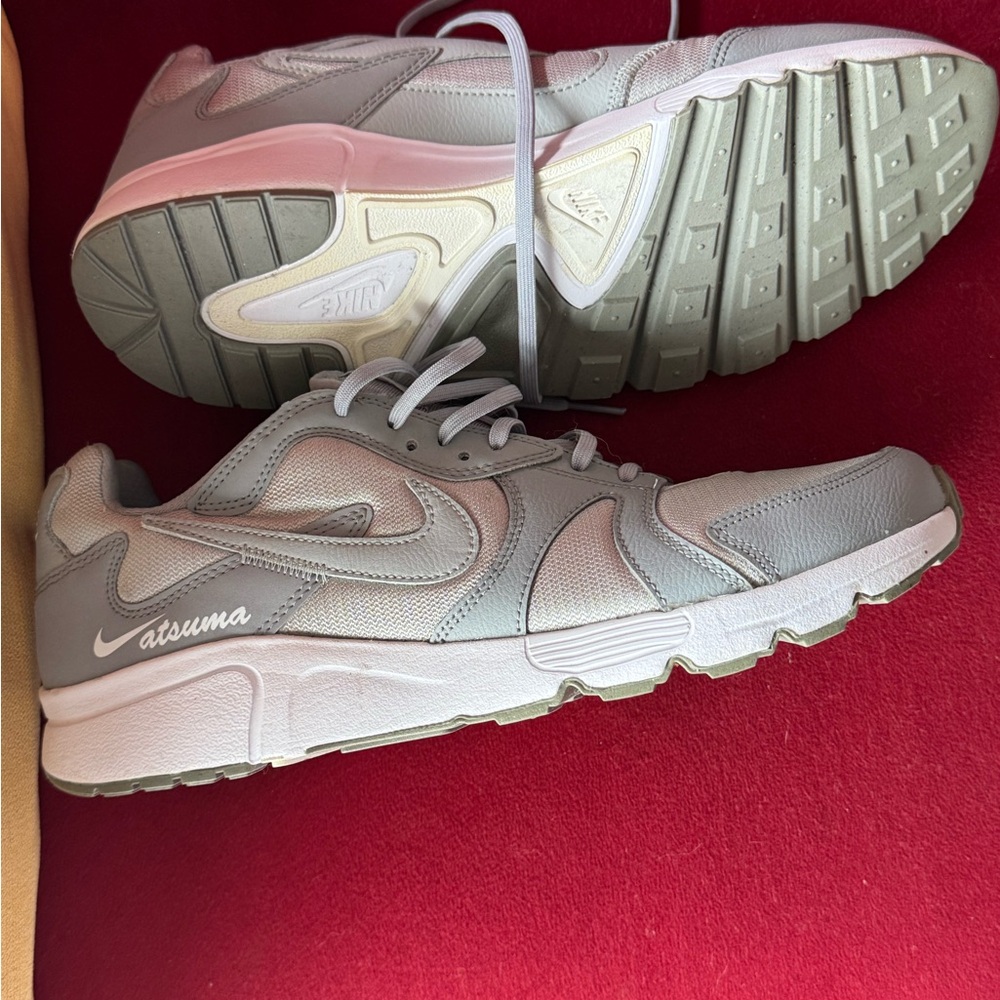 Nike Atsuma Women's Light Gray Sneakers